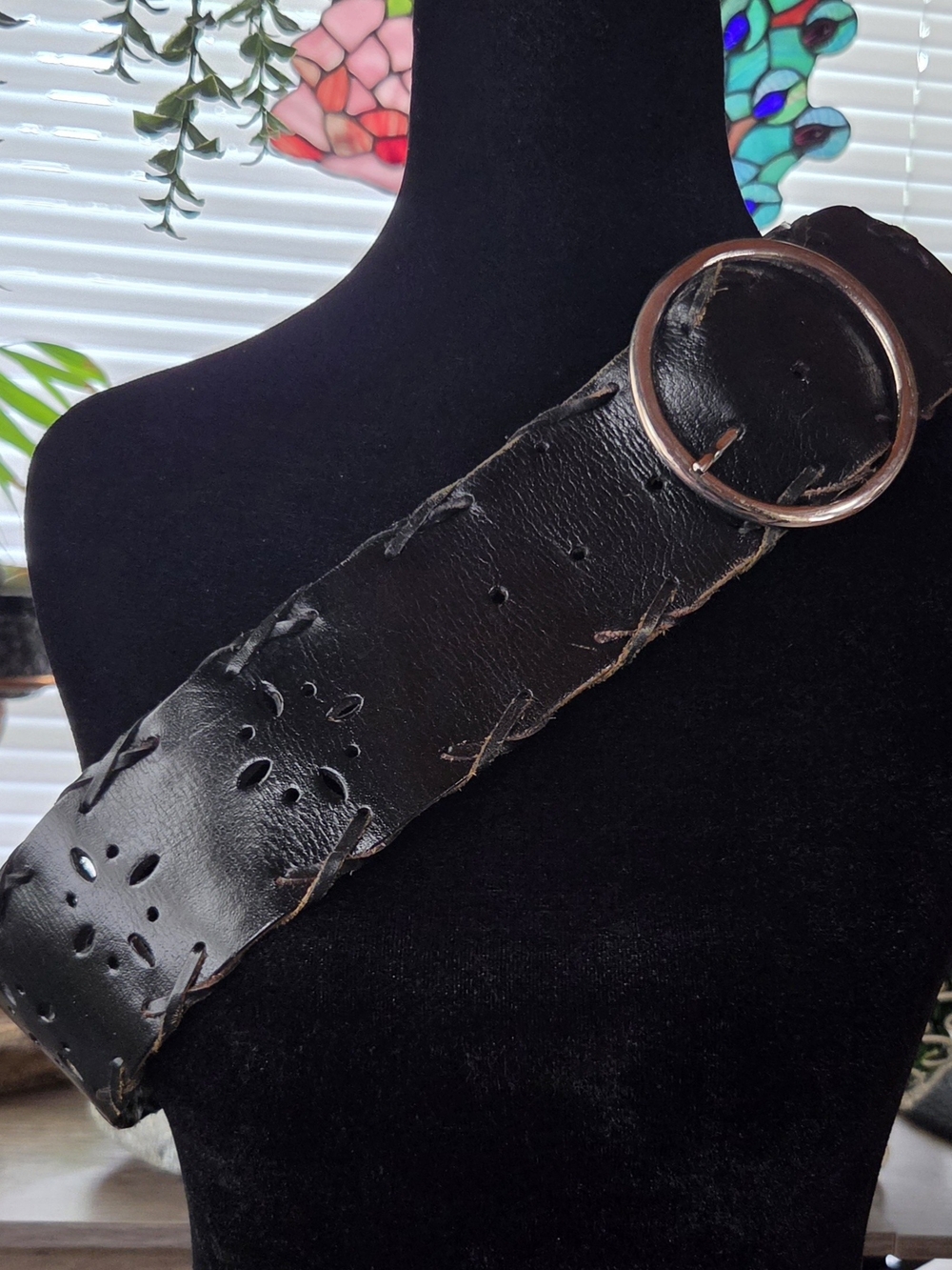 TRUE VINTAGE! 1970'S Black Leather Belt Floral Cut-Out With Lacing